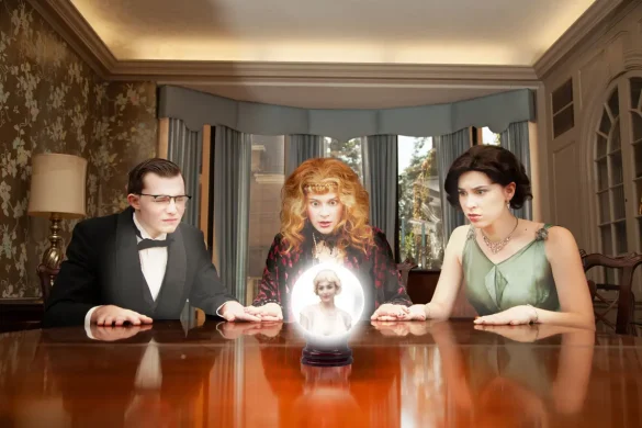 photo of actors in blithe spirit